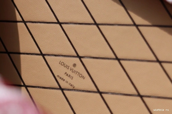 WIS VUITTON MALLE LOUIS PETITE SINCE 1854 0711